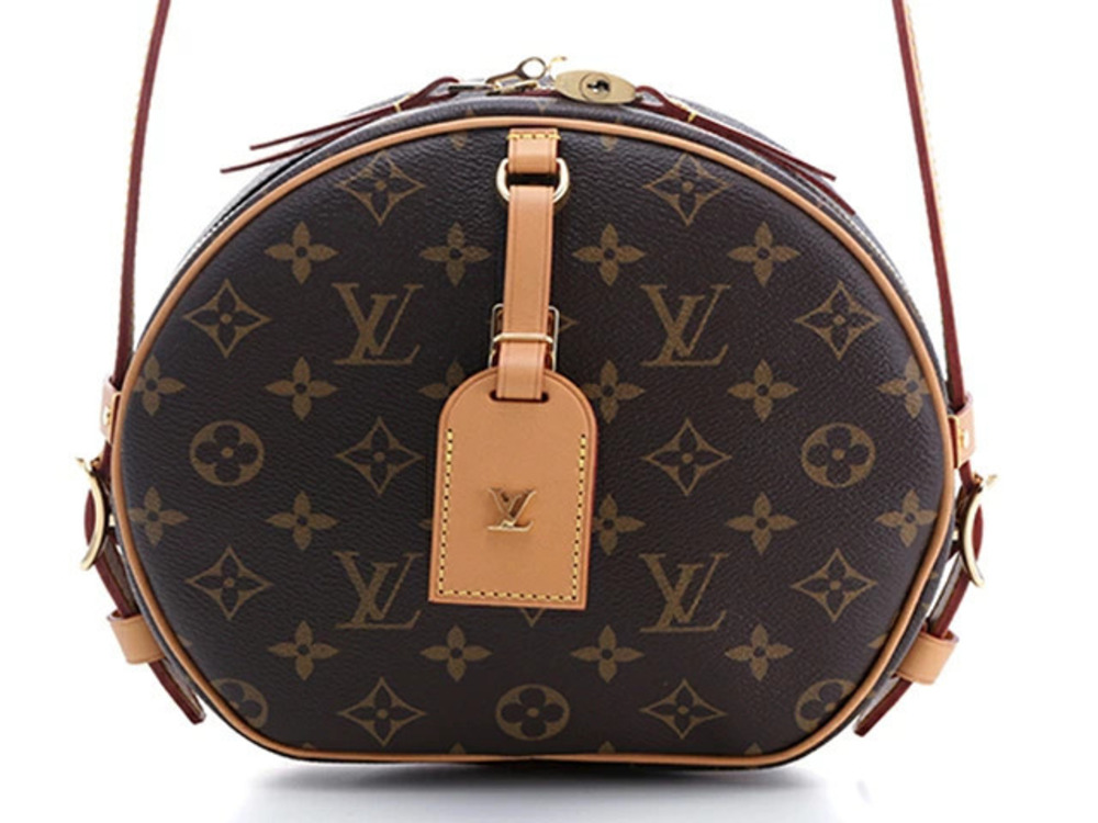 LOUIS VUITTON Boite Chapeau Souple Shoulder Bag Monogram